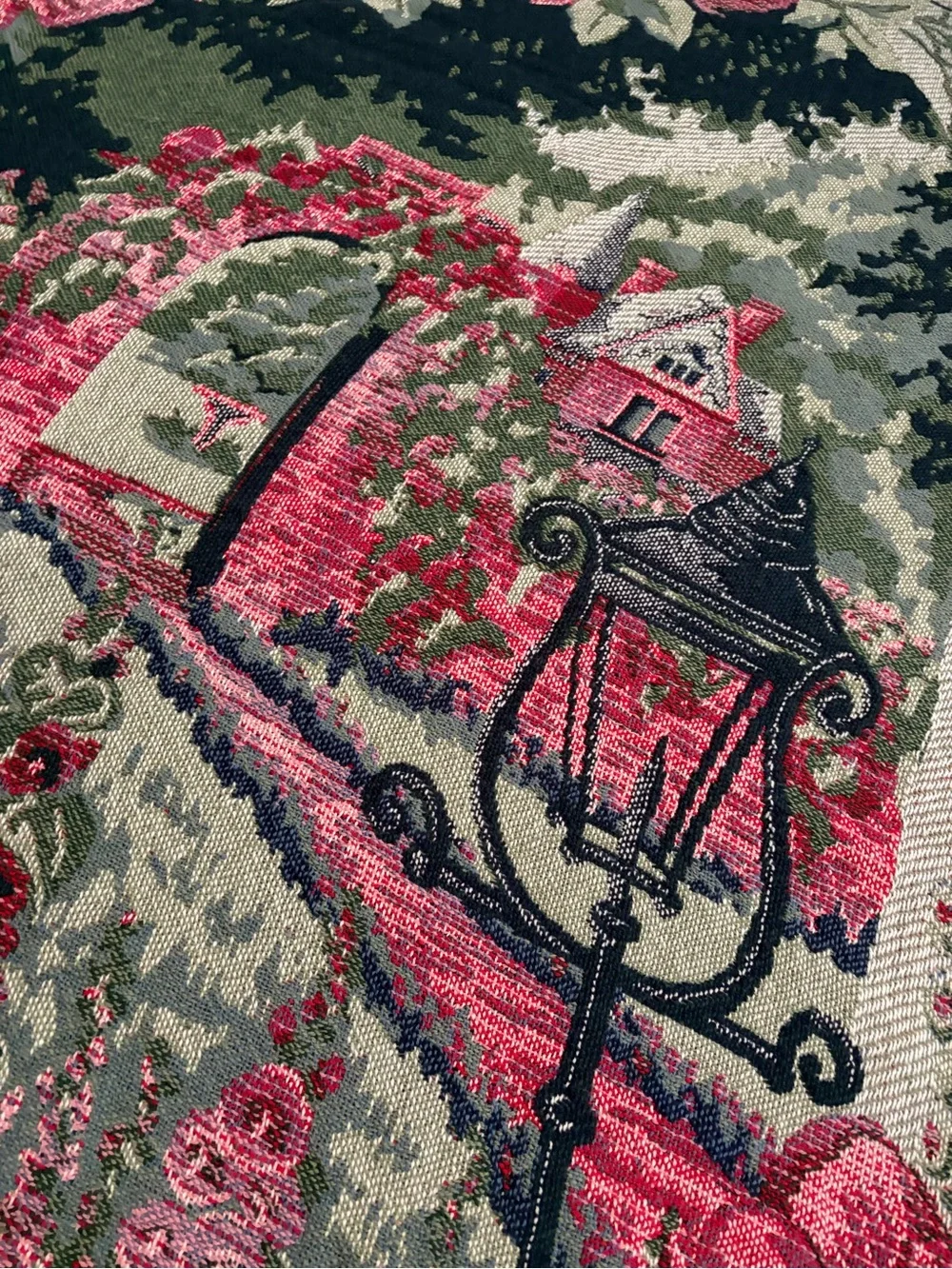 1994 The Glynda Turley Collection Tapestry Blanket